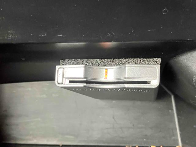 Ｎ－ＢＯＸ Ｇ・ターボＬパッケージ　ＥＴＣ　バックカメラ　両側電動スライドドア　ナビ　ＴＶ　オートクルーズコントロール　衝突被害軽減システム　オートライト　スマートキー　アイドリングストップ　電動格納ミラー　ベンチシート　後席モニター（4枚目）