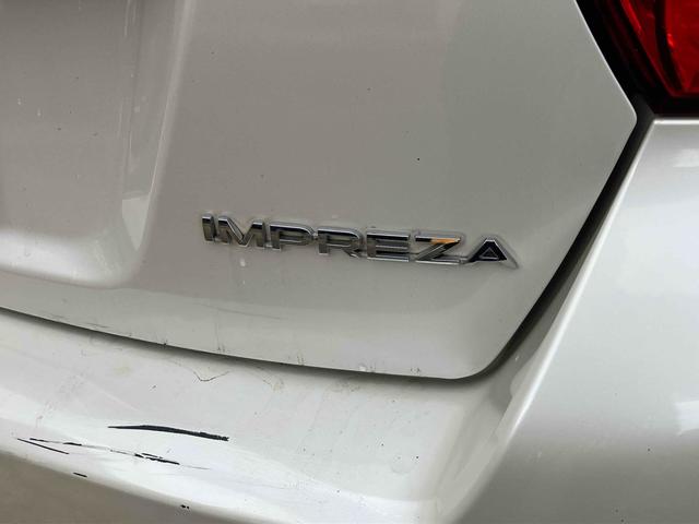 インプレッサスポーツ ２．０ｉ　オートクルーズコントロール　アルミホイール　オートライト　スマートキー　アイドリングストップ　電動格納ミラー　ＣＶＴ　盗難防止システム　ＡＢＳ　ＥＳＣ　ＣＤ　ＵＳＢ　エアコン　パワーステアリング（22枚目）