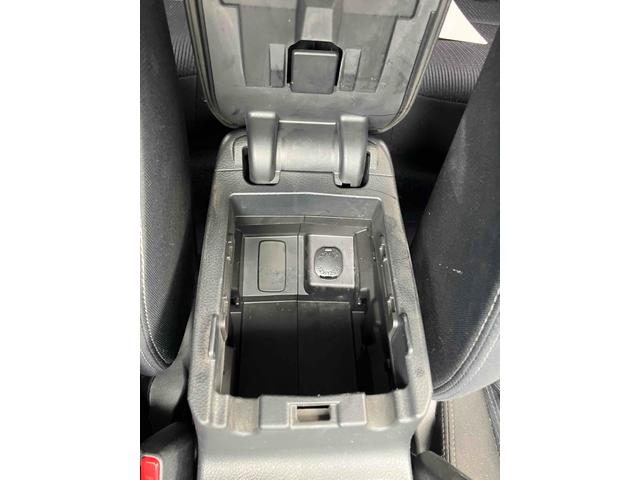 インプレッサスポーツ ２．０ｉ　オートクルーズコントロール　アルミホイール　オートライト　スマートキー　アイドリングストップ　電動格納ミラー　ＣＶＴ　盗難防止システム　ＡＢＳ　ＥＳＣ　ＣＤ　ＵＳＢ　エアコン　パワーステアリング（43枚目）