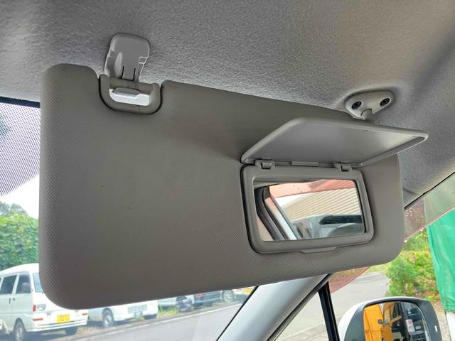 インプレッサスポーツ ２．０ｉ　オートクルーズコントロール　アルミホイール　オートライト　スマートキー　アイドリングストップ　電動格納ミラー　ＣＶＴ　盗難防止システム　ＡＢＳ　ＥＳＣ　ＣＤ　ＵＳＢ　エアコン　パワーステアリング（47枚目）