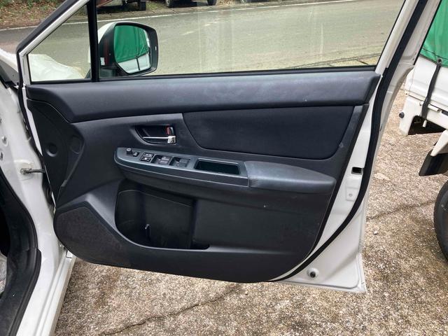 インプレッサスポーツ ２．０ｉ　オートクルーズコントロール　アルミホイール　オートライト　スマートキー　アイドリングストップ　電動格納ミラー　ＣＶＴ　盗難防止システム　ＡＢＳ　ＥＳＣ　ＣＤ　ＵＳＢ　エアコン　パワーステアリング（52枚目）