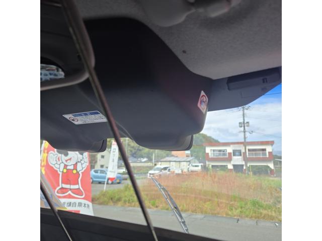 スペーシア Gリミテッド メモリーナビゲーション パワーステアリング セキュリティーアラーム フルオートエアコン ABS 衝突安全ボディ パワーウィンドウ(5枚目)