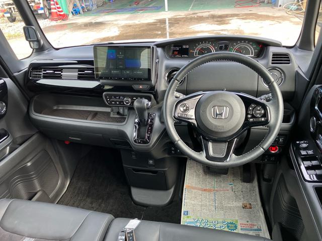 Ｎ－ＢＯＸカスタム Ｌターボ　衝突被害軽減ブレーキ　レーンアシスト　ナビＴＶ　Ｂｌｕｅｔｏｏｔｈ　パドルシフト　クルーズコントロール　ハーフレザーシート　シートヒーター　両側パワースライド　オートＬＥＤヘッドライト　純正１５アルミ（26枚目）