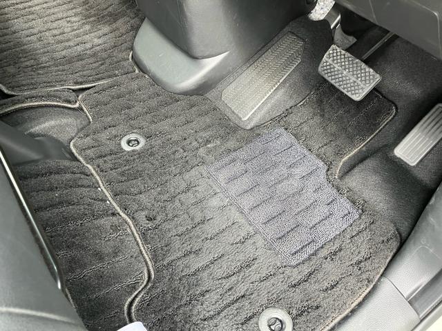 Ｎ－ＢＯＸカスタム Ｌターボ　衝突被害軽減ブレーキ　レーンアシスト　ナビＴＶ　Ｂｌｕｅｔｏｏｔｈ　パドルシフト　クルーズコントロール　ハーフレザーシート　シートヒーター　両側パワースライド　オートＬＥＤヘッドライト　純正１５アルミ（45枚目）