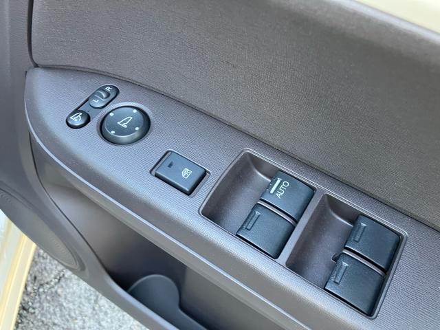 Ｎ－ＯＮＥ スタンダード　ナビ　Ｂｌｕｅｔｏｏｔｈ　ＤＶＤ　ＣＤ　ＥＴＣ　スマートキー　プッシュスタート　オートＨＩＤヘッドライト　オート電動格納ミラー　バイザー　プライバシーガラス（22枚目）