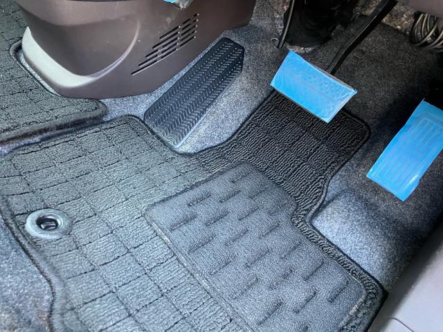 Ｎ－ＯＮＥ スタンダード　ナビ　Ｂｌｕｅｔｏｏｔｈ　ＤＶＤ　ＣＤ　ＥＴＣ　スマートキー　プッシュスタート　オートＨＩＤヘッドライト　オート電動格納ミラー　バイザー　プライバシーガラス（30枚目）