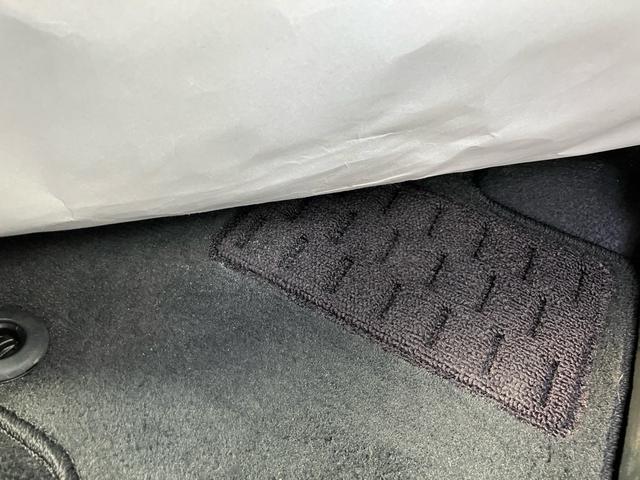 Ｎ－ＷＧＮカスタム Ｇ　ＳＳ２トーンカラースタイルパッケージ　あんしんパッケージ　ナビ　フルセグＴＶ　ＣＤ・ＤＶＤ　Ｂｌｕｅｔｏｏｔｈ　バックカメラ　ビルトインＥＴＣ　スマートキー　プッシュスタート　アイドリングストップ　電動格納ミラー　ベンチシート（21枚目）