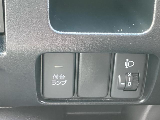 アクティトラック タウン　５速マニュアル　エアコン　パワステ　パワーウィンドウ　キーレス　ＡＢＳ　ドライブレコーダー　ＣＤ　社外アルミ　荷台マット　３方開（52枚目）