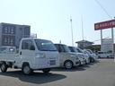 国道３号線沿い、九州自動車道：宇城氷川インターから５分ほどです。厳選して仕入れした軽自動車を中心に、常時３０台以上展示！