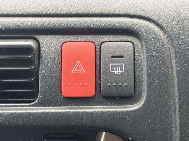 ご覧頂きまして誠に有難うございます！！是非ご来店して頂き、実際にご覧になって頂ければと思います。お客様からのご連絡をスタッフ一同、心よりお待ちしております