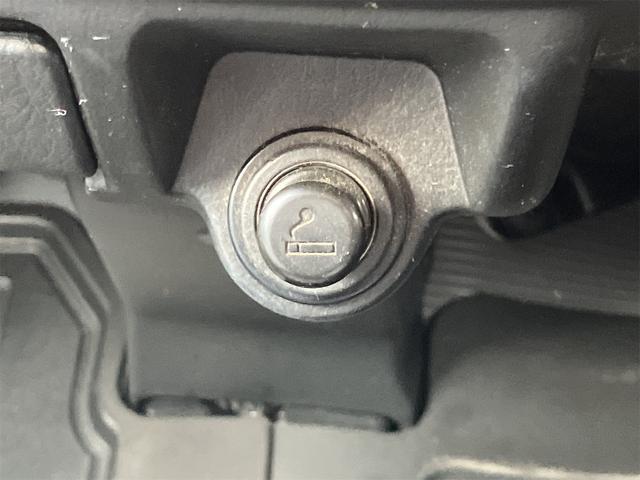 ご覧いただきありがとうございます♪気になったお車がありましたらお気軽にお電話をください♪