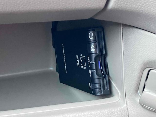 Ｎ－ＯＮＥ Ｇ　ＥＴＣ　スマートキー　アイドリングストップ　電動格納ミラー　ベンチシート　ＣＶＴ　盗難防止システム　ＡＢＳ　ＥＳＣ　ＣＤ　ＭＤ　衝突安全ボディ　エアコン　パワーステアリング　パワーウィンドウ（11枚目）