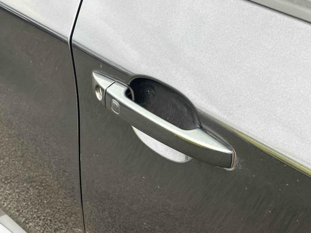 インプレッサ WRX STi タイミングベルト交換済み 107.800キロ ETC バックカメラ アルミホイール HID MT スマートキ- 盗難防止システム USB Bluetooth 衝突安全ボディ ESC エアコン(28枚目)