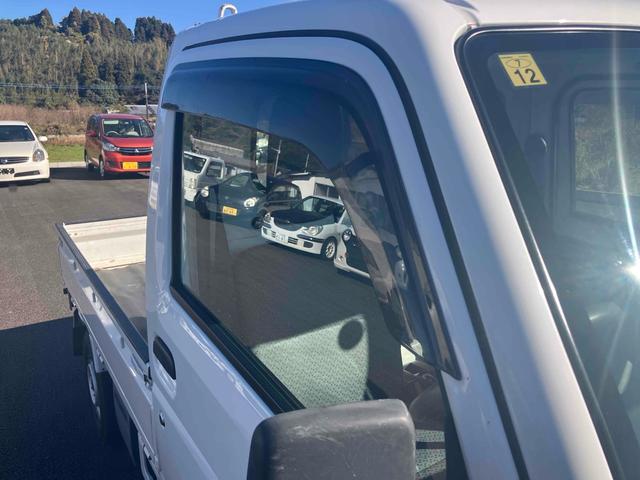 キャリイトラック 　４ＷＤ　ＭＴ　エアコン　運転席エアバッグ（25枚目）