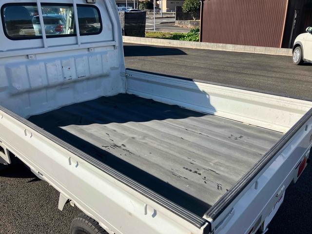 キャリイトラック 　４ＷＤ　ＭＴ　エアコン　運転席エアバッグ（43枚目）