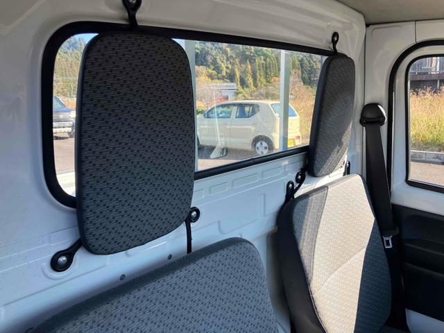 キャリイトラック 　４ＷＤ　ＭＴ　エアコン　運転席エアバッグ（65枚目）