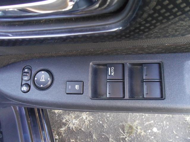 Ｎ－ＷＧＮカスタム Ｇ・Ａパッケージ　【水没車両】　衝突被害軽減システム　プッシュスタート　スマートキー　ナビ　ＴＶ　バックカメラ　クルーズコントロール　ＥＴＣ　ＨＩＤ　オートライト　アイドリングストップ　ＡＷ１４インチ　ベンチシート（42枚目）