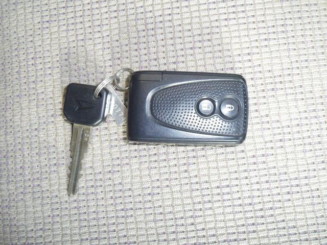 ミラココア ココアＸ　スマートキー　キーレスエントリー　アイドリングストップ　電動格納ミラー　ＥＴＣ　ベンチシート　盗難防止システム　衝突安全ボディ　運転席助手席エアバック　ＡＢＳ（54枚目）