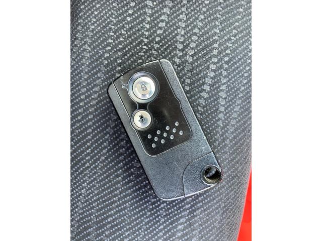 ゼストスパーク Ｗ　ＨＩＤライト　スマートキー　前後２カメラドラレコ　電動格納ミラー　ベンチシート　ＡＴ　盗難防止システム　ＡＢＳ　ＣＤ　ミュージックプレイヤー接続可　アルミホイール　衝突安全ボディ（21枚目）