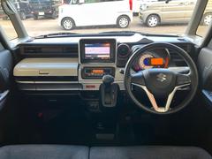 車を運転する際には運転席の存在は欠かせません。なのでしっかりとチェックしたいポイントですね。 2