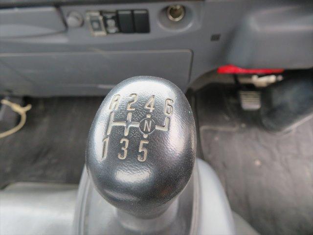 エルフトラック ４ｔ散水車（サブエンジン付）　極東開発製（27枚目）