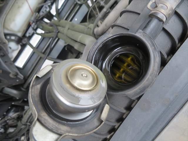 コンドル ミニ10輪木材運搬車 車検整備付 スタンション4本 アオリ無 全塗装仕上 積載10,000kg(13枚目)