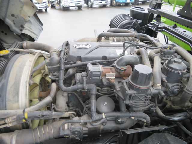 コンドル ミニ10輪木材運搬車 車検整備付 スタンション4本 アオリ無 全塗装仕上 積載10,000kg(14枚目)