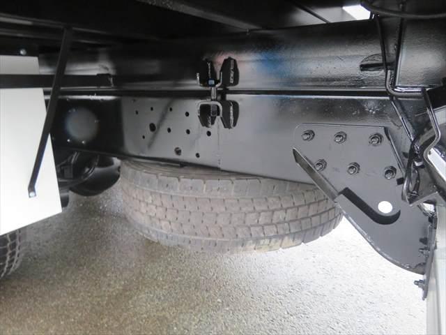 コンドル ミニ10輪木材運搬車 車検整備付 スタンション4本 アオリ無 全塗装仕上 積載10,000kg(25枚目)