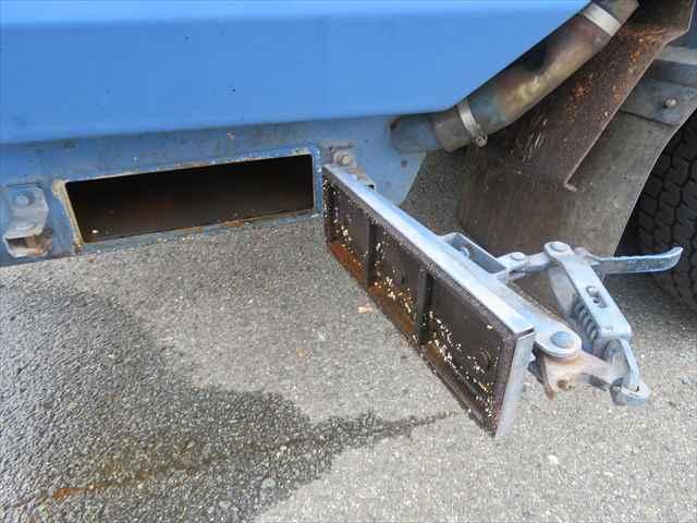 デュトロ ２ｔプレス式塵芥車　モリタエコノス製　容積４．２立米　汚水タンクステンレス　助手席スライドドア　１５０馬力（33枚目）