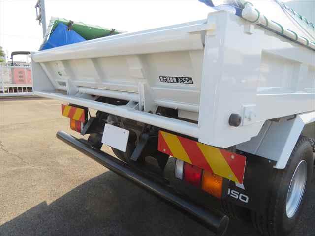 ファイター 4tLゲートダンプ 極東開発製 型式:DD04-53A 電動コボレーン付 R7年式 車検整備付 積載3250kg 220馬力 走行647km ドラレコ付(25枚目)