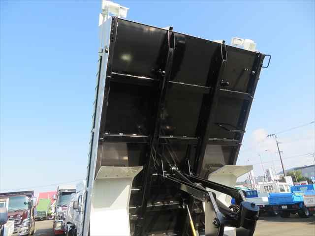 ファイター 4tLゲートダンプ 極東開発製 型式:DD04-53A 電動コボレーン付 R7年式 車検整備付 積載3250kg 220馬力 走行647km ドラレコ付(29枚目)