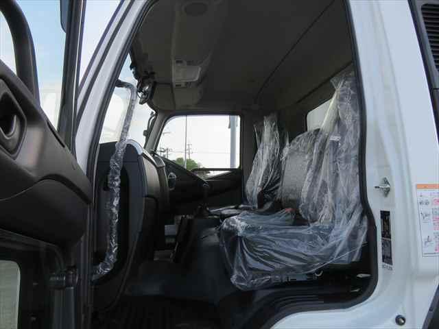 ファイター 4tLゲートダンプ 極東開発製 型式:DD04-53A 電動コボレーン付 R7年式 車検整備付 積載3250kg 220馬力 走行647km ドラレコ付(47枚目)