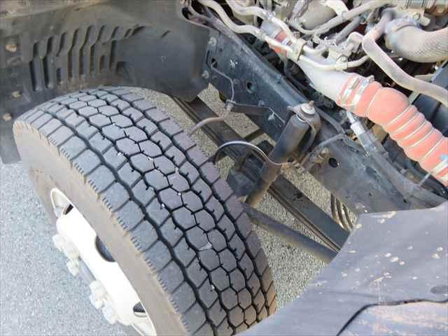 ヒノレンジャー 4段R/Cクレーン付平ボデー ユニック製 型式:URG344 フックイン付 クレーン能力2.93t吊り 差し違いアウトリガー 三方開 210馬力 積載2400kg ETC付(13枚目)