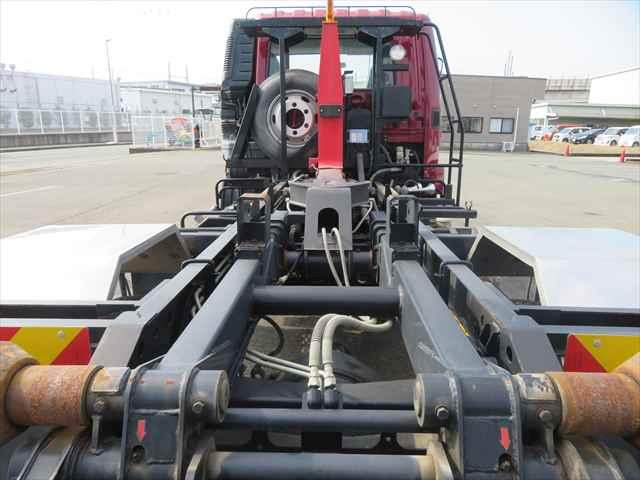 ファイター ４ｔ脱着式コンテナ専用車　車検整備付　極東開発製　型式：ＪＭ０４－５５　ツインホイスト　積載３６００ｋｇ　２２０馬力　ＥＴＣ付　バッテリー新品（25枚目）