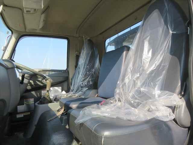 ファイター ４ｔ脱着式コンテナ専用車　車検整備付　極東開発製　型式：ＪＭ０４－５５　ツインホイスト　積載３６００ｋｇ　２２０馬力　ＥＴＣ付　バッテリー新品（38枚目）