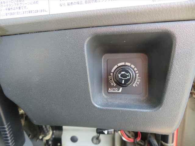 ファイター ４ｔ脱着式コンテナ専用車　車検整備付　極東開発製　型式：ＪＭ０４－５５　ツインホイスト　積載３６００ｋｇ　２２０馬力　ＥＴＣ付　バッテリー新品（48枚目）