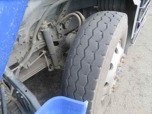 スーパーグレート 10tダンプ 極東開発製 型式:DD10-761 380馬力 積載8900kg ETC タコグラフ ベッド シフト7速MT(16枚目)