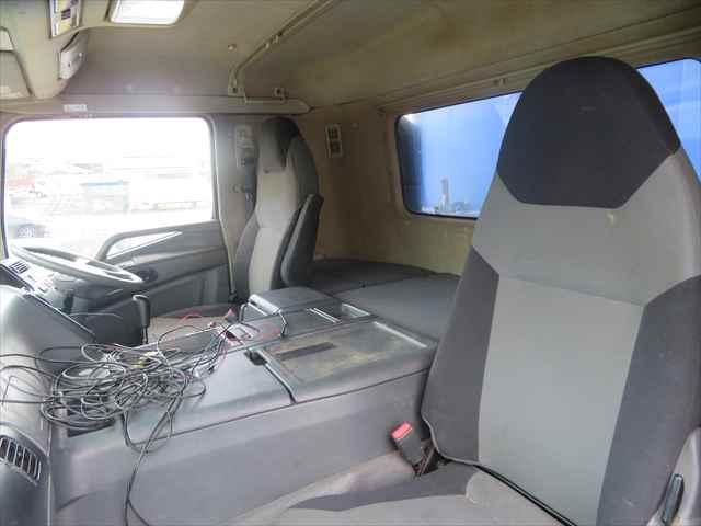 スーパーグレート 10tダンプ 極東開発製 型式:DD10-761 380馬力 積載8900kg ETC タコグラフ ベッド シフト7速MT(31枚目)