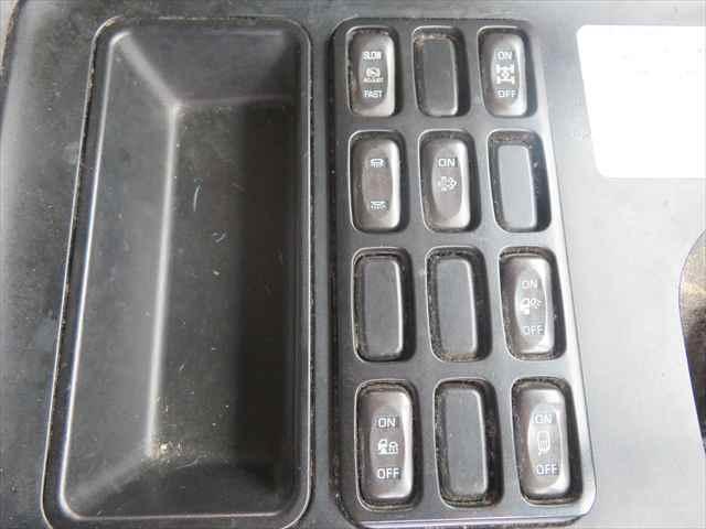 スーパーグレート 10tダンプ 極東開発製 型式:DD10-761 380馬力 積載8900kg ETC タコグラフ ベッド シフト7速MT(38枚目)