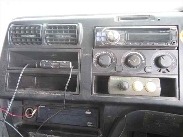 スーパーグレート 10tダンプ 極東開発製 型式:DD10-761 380馬力 積載8900kg ETC タコグラフ ベッド シフト7速MT(40枚目)