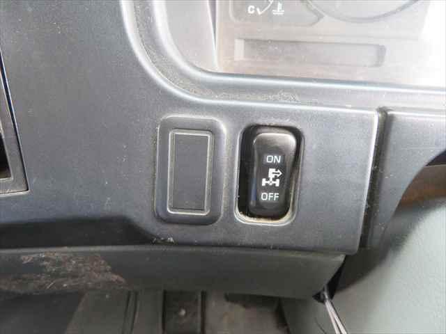 スーパーグレート 10tダンプ 極東開発製 型式:DD10-761 380馬力 積載8900kg ETC タコグラフ ベッド シフト7速MT(42枚目)