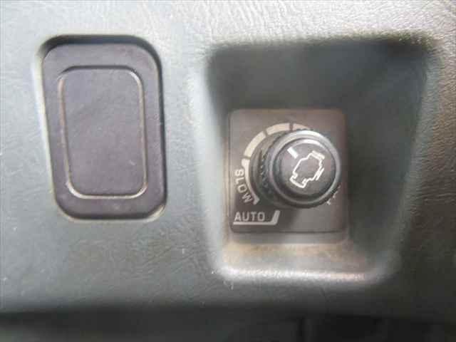 スーパーグレート 10tダンプ 極東開発製 型式:DD10-761 380馬力 積載8900kg ETC タコグラフ ベッド シフト7速MT(44枚目)