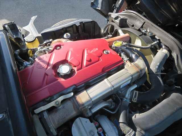 デュトロ ２ｔプレス式塵芥車　新明和製　型式：ＧＴ０４２－５４３４　容積４．３立米　積載２０００ｋｇ　連続スイッチ付　分別カゴ付　１５０馬力　ＡＴ車　走行１．９万ｋｍ　ＥＴＣ　ドラレコ　メッキ部品有（12枚目）