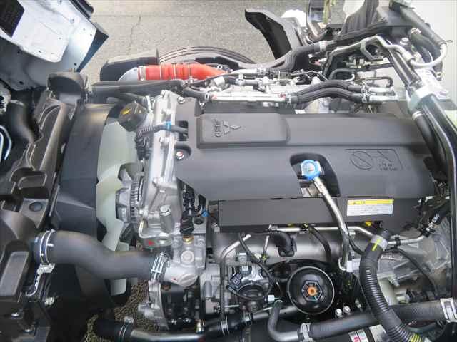 キャンター ３ｔ全低床強化ダンプ　極東開発製　型式：ＤＤ０２－３１　Ｒ７年式　走行１８３ｋｍ　積載２９５０ｋｇ　１５０馬力　４ナンバー仕様（10枚目）