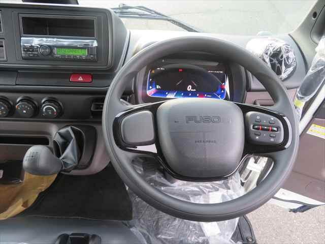 キャンター ３ｔ全低床強化ダンプ　極東開発製　型式：ＤＤ０２－３１　Ｒ７年式　走行１８３ｋｍ　積載２９５０ｋｇ　１５０馬力　４ナンバー仕様（28枚目）