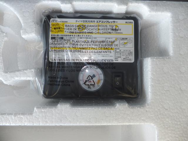 �R���v���b�T�[�ł��B�^�C���̋�C����ꂽ���C�����͂���܂��B