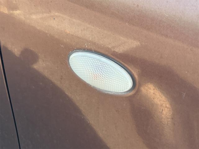 モコ Ｓ　キーレスエントリー　電動格納ミラー　ベンチシート　ＡＴ　盗難防止システム　ＡＢＳ　ＣＤ　衝突安全ボディ　エアコン　パワーステアリング　パワーウィンドウ（24枚目）