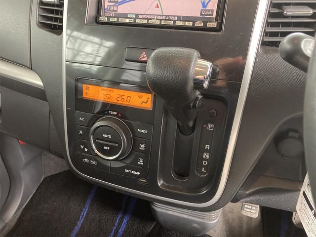 ＡＺワゴンカスタムスタイル ＸＳ　ナビ　ＴＶ　ＨＩＤ　スマートキー　電動格納ミラー　ベンチシート　ＣＶＴ　盗難防止システム　ＡＢＳ　ＣＤ　アルミホイール　衝突安全ボディ　エアコン（11枚目）