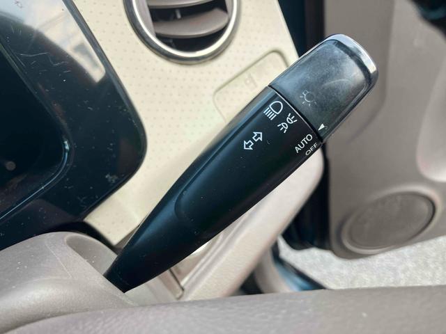 ＭＲワゴンＷｉｔ ＸＳ　ナビ　ＴＶ　オートライト　ＨＩＤ　スマートキー　アイドリングストップ　電動格納ミラー　ベンチシート　ＣＶＴ　盗難防止システム　ＡＢＳ　ＣＤ　ＤＶＤ再生　ＵＳＢ　アルミホイール　衝突安全ボディ　エアコン（11枚目）