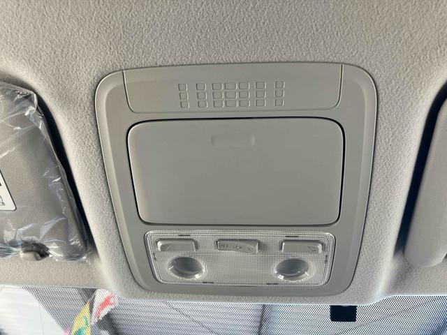 ヴォクシー ＺＳ　ＥＴＣ　バックカメラ　ナビ　ＴＶ　両側スライド・片側電動　オートライト　ＬＥＤヘッドランプ　スマートキー　アイドリングストップ　電動格納ミラー　３列シート　ＣＶＴ　アルミホイール　ＣＤ（47枚目）